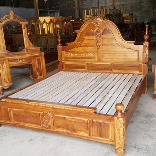 giường gỗ giá tị mẫu nữ hoàng